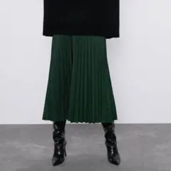 【即完売・大人気】ZARA ハイウエストプリーツスカート メタリック ラメ入りのサムネイル