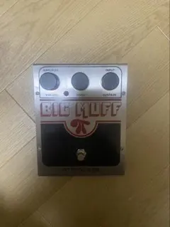 エレクトロハーモニクス BIG MUFF PI 木箱仕様 - メルカリ