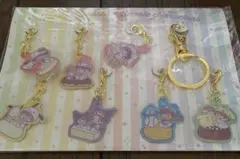 なにわ男子 サンリオ チャームキーホルダー