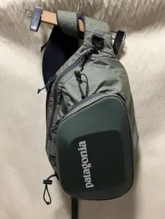 美品 patagonia ステルスアトムスリング 8L 廃番希少品 SP18