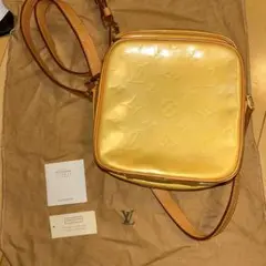 ルイヴィトン M91075 モノグラムヴェルニ ウースター ショルダーバッグ