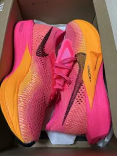か*4様 Nike ZoomX ヴェイパーフライネクスト%3 新品未使用25.5