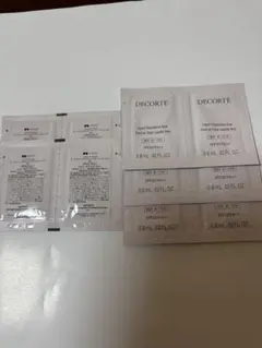 コスメデコルテ ザ スキンリキッドファンデーションロウ　301