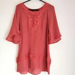 刺繍レース　フリル袖　コーラルピンク　チュニックブラウス　レディース