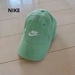 Item thumbnail for item 352e5aa3-e1c5-4372-a84c-03b8bb87732d