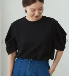 IENAボリュームスリーブTシャツ