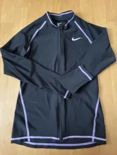Nike ラッシュガード Mサイズ ブラック/パープル