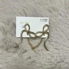 ピアス リボン 大きめ かわいい