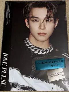 Item thumbnail for item 3d446e90-612c-4b74-b653-45a240190886