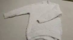 ホワイト　ファーセーター　GU　ロング