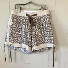 46071　PORAL.　ショートパンツ　ベージュ系　美品 総柄