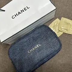 新品未使用　CHANEL ダークブルーポーチ　サンプル2個付