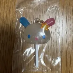 サンリオキャラクターズ　カラフルキャンディチャーム　ウサハナ　ガチャ