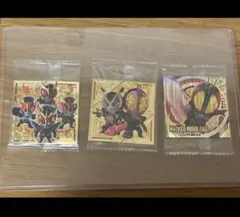仮面ライダー　ウエハース　シークレット　クウガ　ファイズ　シール