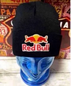 【新品❣️】レッドブル　ニット帽　ビーニー　黒　ブラック