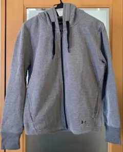 Under Armour フルジップ フード付きパーカー グレー