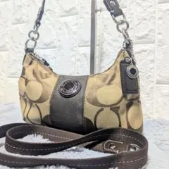 Coach ワンショルダーバッグ 2way 三日月型　F19218