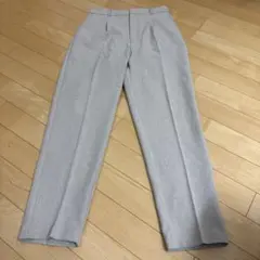 テーバードパンツ