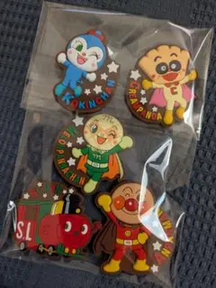 アンパンマンマグネット　ガチャ　５キャラクター
