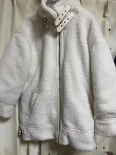 白いムートンボアジャケット ブルゾン コート アウター