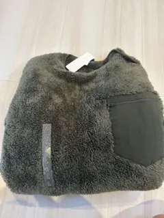 新品　ユニクロ UNIQLO ファーリーフリース　プルオーバー　ボア　Lサイズ