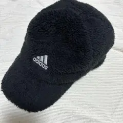 adidas ボアキャップ　ニットキャップ　黒
