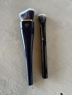 新品　クレドポーボーテ 2本セット フェイスブラシ　シャドウブラシのサムネイル