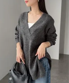 andme 片畦Vネックニットトップス　グレー
