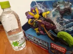 【アメコミフィギュアセット】HE-MANとファンタスティック４のキャラ未開封