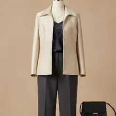 クミキョクスィス　Ｓ　長袖ジャケット　ベージュ　シングル　開襟　光沢感　ボタン