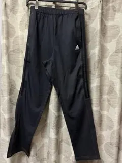 アディダス　パンツ　160センチ