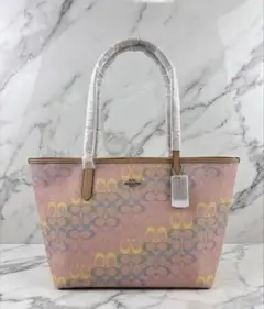 COACH コーチ モリー トートバッグ 25 シグネチャー ピンク CER24