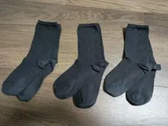 ユニクロ　クルーソックス　黒　２３〜２５cm　３足