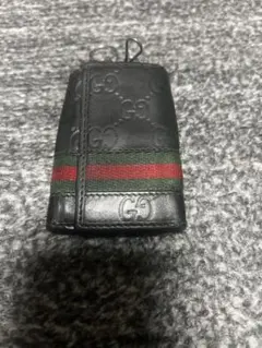 GUCCI グッチ GGエンボス キーケース ブラック