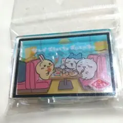 ちいかわレストラン　レイヤーアクリルスタンド　なんかむちゃくちゃおいしいね