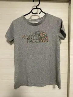 THE NORTH FACE グレー Tシャツ