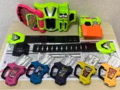 DXゲーマドライバー 4大ライダー変身セット