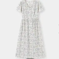 フラワープリントレースアップワンピース（半袖）オフホワイト