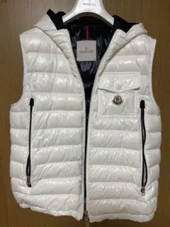 MONCLER ホワイト ダウンベスト　サイズ2