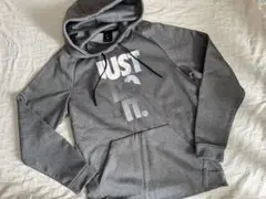 NIKE ナイキ　メンズフード付きパーカー　ＭLサイズ