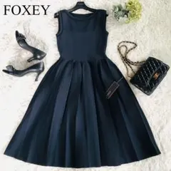 未使用級✨フォクシー Aラインフレアワンピースドレス ストレッチ ブラック 38 極美品✨'22年 フォクシー ローレル Aラインフレアワンピース
