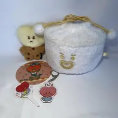 BT21 TATAぬいぐるみ、キーホルダー等5点セット