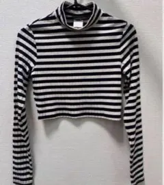 エイチアンドエム H&Mハイネッククロップドトップボーダー柄 XS