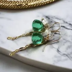 14kgfピアス◼︎エメラルドグリーンハイドロクォーツ×14kgfチェーン
