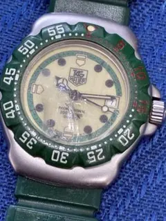 小*マ様 USED⭐︎タグ・ホイヤー スポーツウォッチ ネイビー370.508