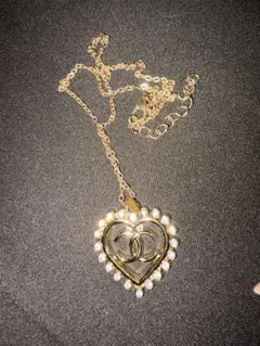 シャネルCCロゴ ヴィンテージ　ハート型 ネックレス パール装飾