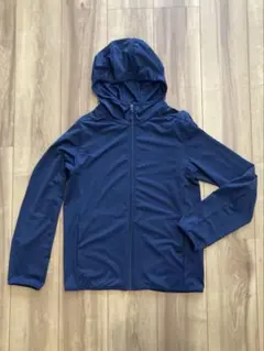 ユニクロ エアリズム UVカットメッシュパーカー 160cm 紺 ブルー