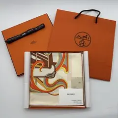 HERMES エルメス カレ 90 《お気に入りの場所》 2026SS - メルカリ