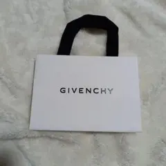 2026年最新】GIVENCHY BEAUTY ラッピング・包装の人気アイテム - メルカリ