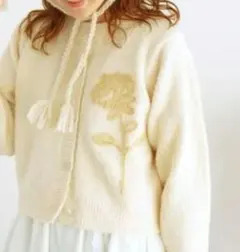 Samansa Mos2 ブークレ刺繍ニットカーディガン